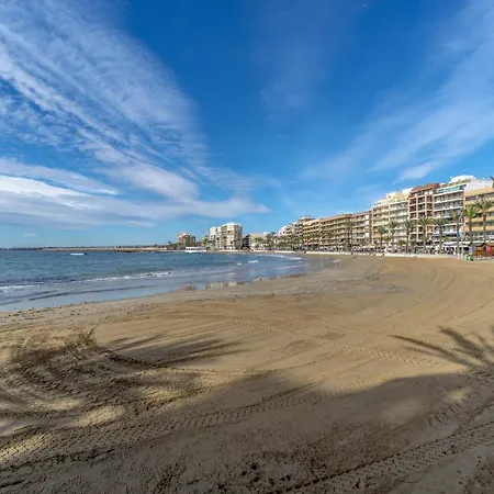 Celeste By The Sea Апартаменти *