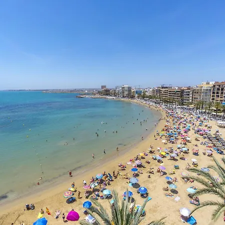 Celeste By The Sea Апартаменти Торрев'єха