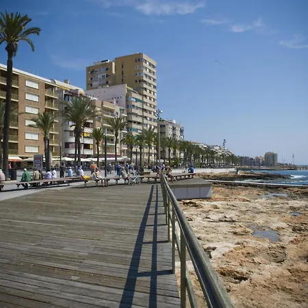 Celeste By The Sea Апартаменти